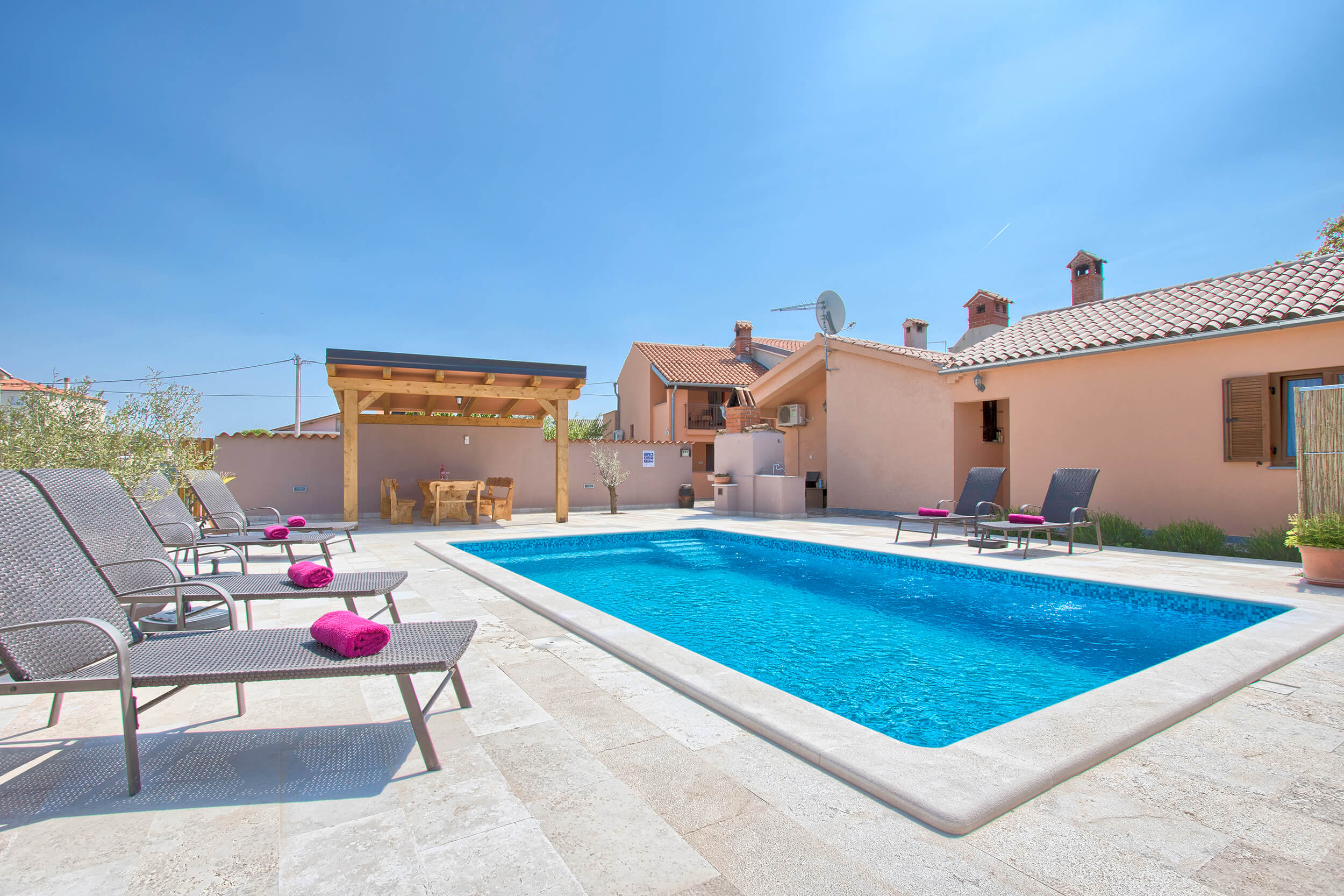 Istria vacation Peroj - pool