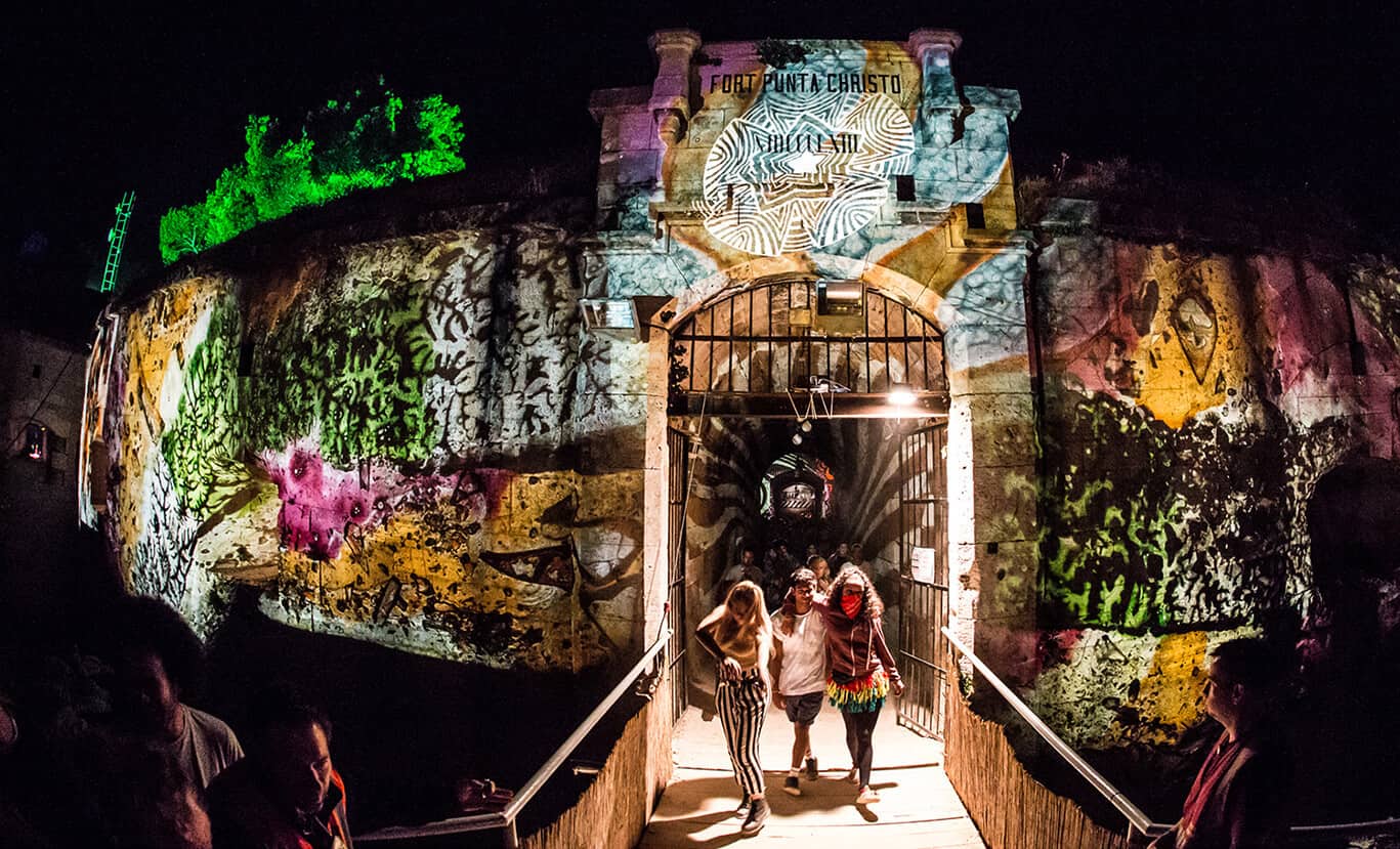 Night life in Fort Punta Christo